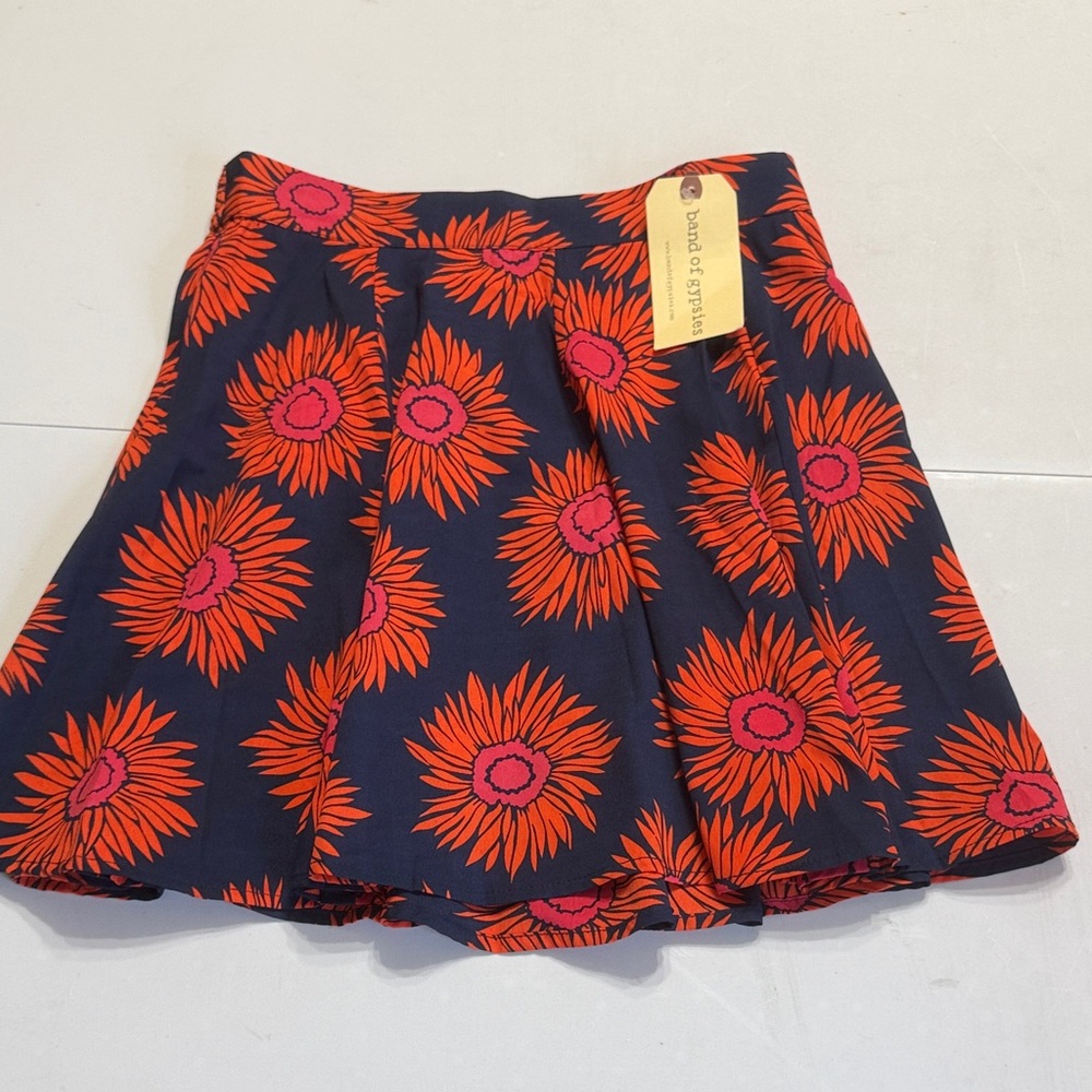 Band of Gypsies Small Navy w/Orange & Pink Sunflower Skirt NWT